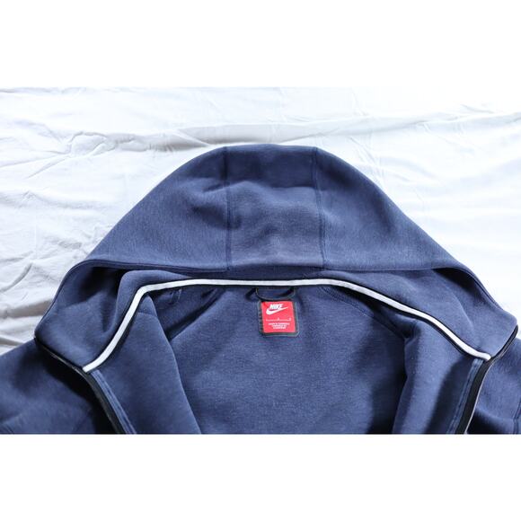 Nike Tech Full-Zip Hoodie Men’s Large Navy Blue – Water-Resistant Zipper Pockets - Picture 8 of 10